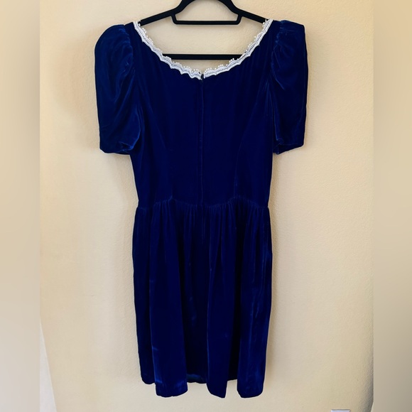 Vintage Gunne Sax by Jessica McClintock Blue Velvet with Lace Size 5 - Picture 3 of 6